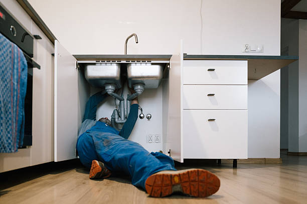Professional Drain Cleaning technician working in Arvin, CA